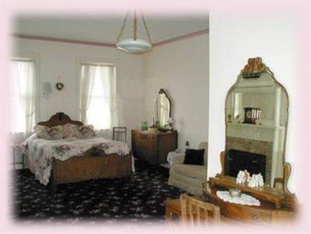 River Rose Inn Bed And Breakfa Elizabethtown Rum bild